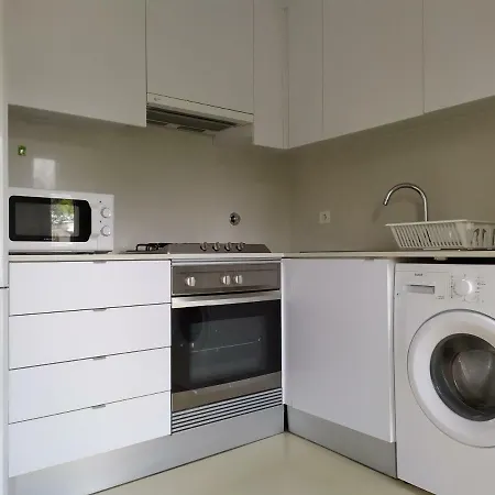 Lisbon Central Apartment In Entrecampos Buitenkant foto